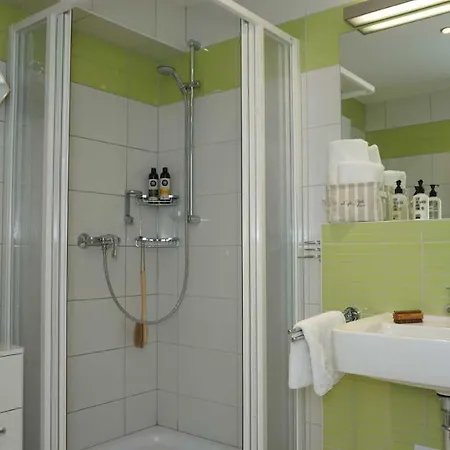 Apartm_ Remise Am Schloss Stolpe 펜션